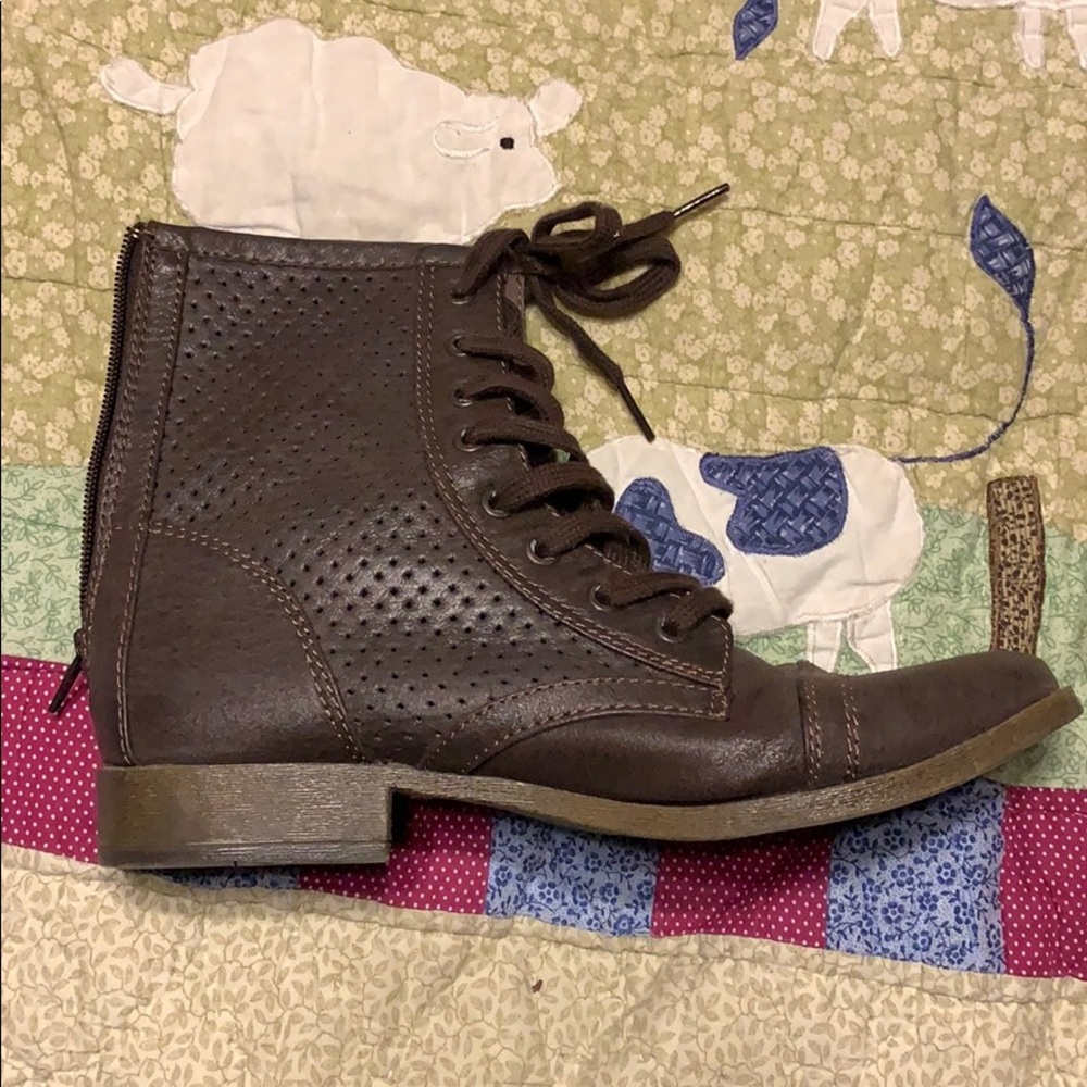Brown lace zip up boots